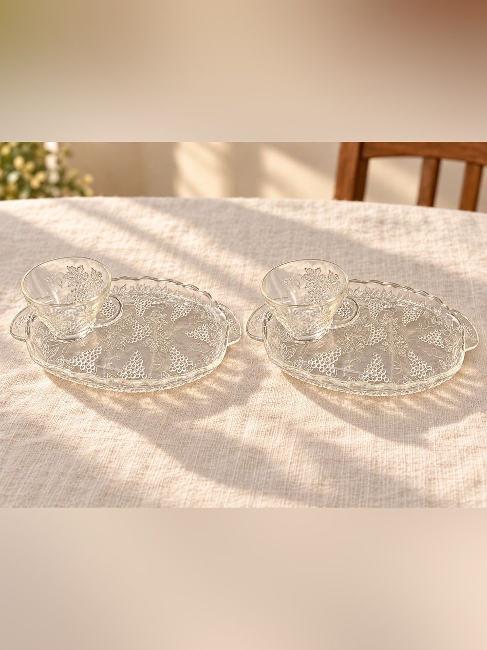 🔍 Vintage Anchor Hocking Serva-Snack Grape & Leaf Sets — (2) Trays + (2) Cups
